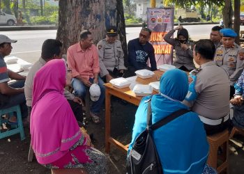 Dekatkan Diri dengan Masyarakat, Polsek Lawang Gelar Jumat Curhat
